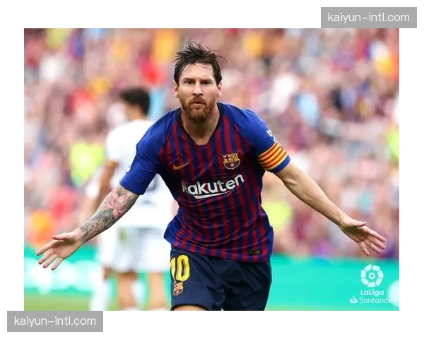 评论员指出：部分中下游球队盲目跟风高位压迫，导致下半场体能崩溃